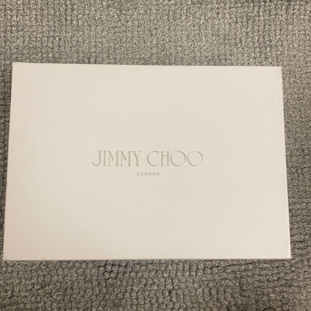 Jimmy Choo shoe box 📦